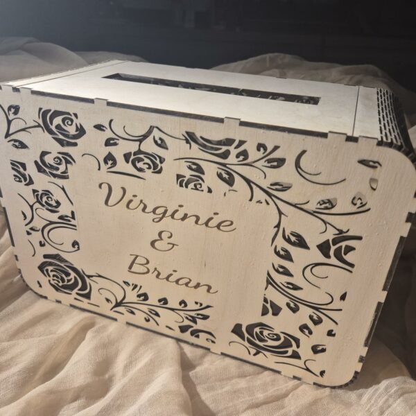 Urne Bois Personnalisée : motif rose